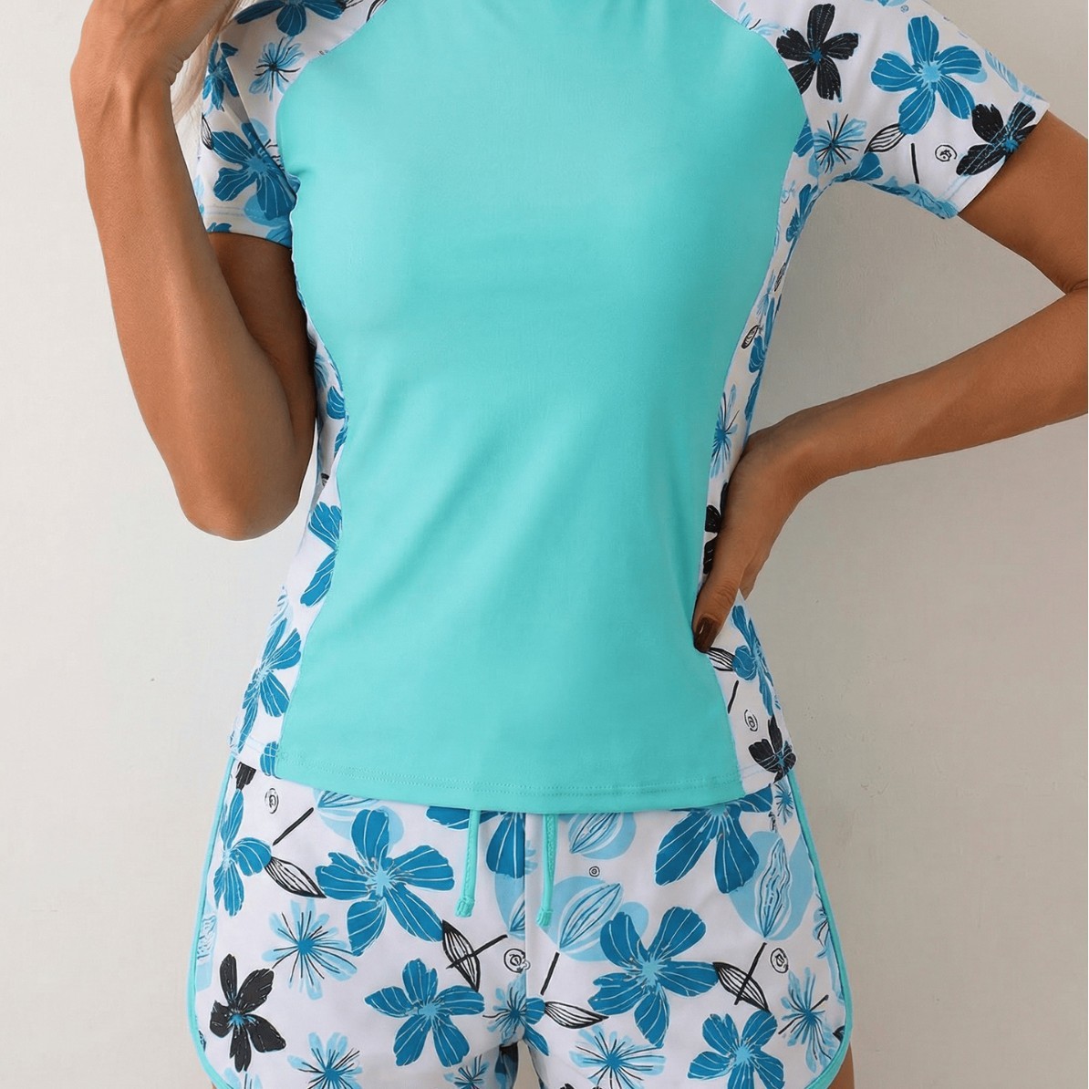 Woman Tankini With Shorts Crop - đánh giá và giá Tops